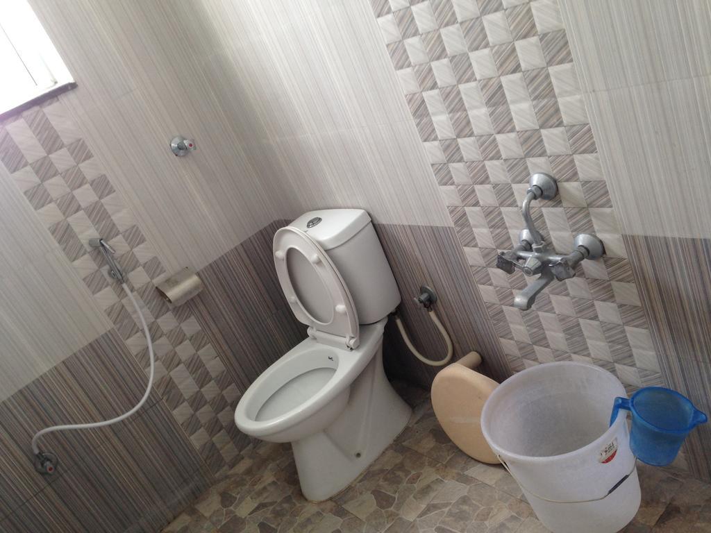 Oyo 4355 Goodland Inn Chennai Extérieur photo