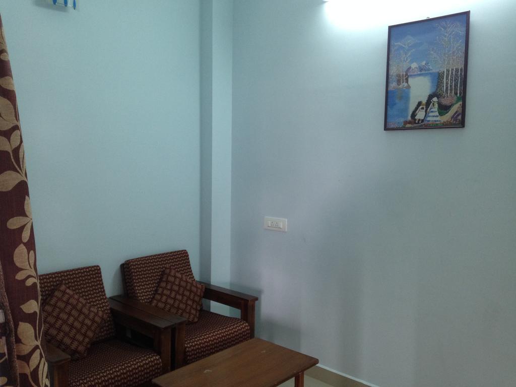 Oyo 4355 Goodland Inn Chennai Extérieur photo